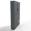 Briefkasten-Aufputz-Videosprechanlage B3V-DoorBird mit Kamera, Türöffner und Lautsprecher, links montiert, in moderner Außengehäuse.